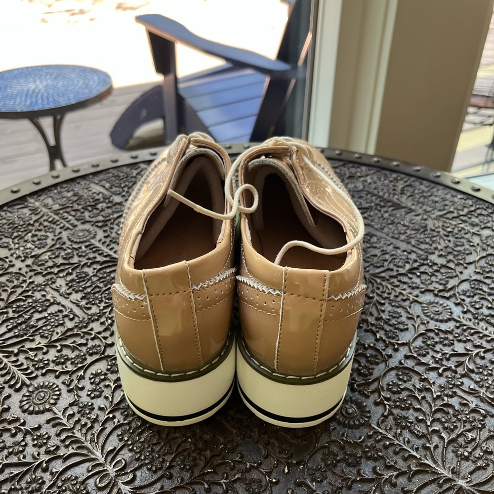 DADAWEN WING TIP OXFORD SHOES IN PATENT APRICOT TAN 42 9.5 - Picture 8 of 12